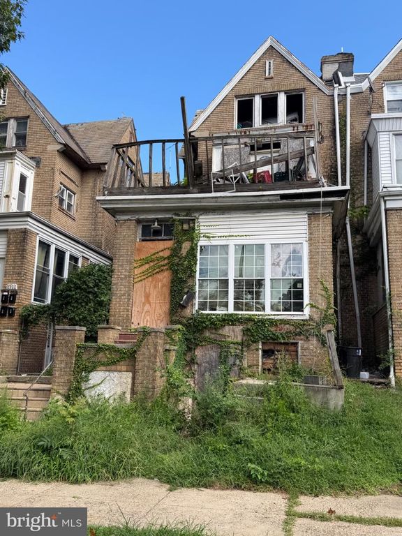 1309 W ROOSEVELT BLVD, PHILADELPHIA, PA 19140 — exterior