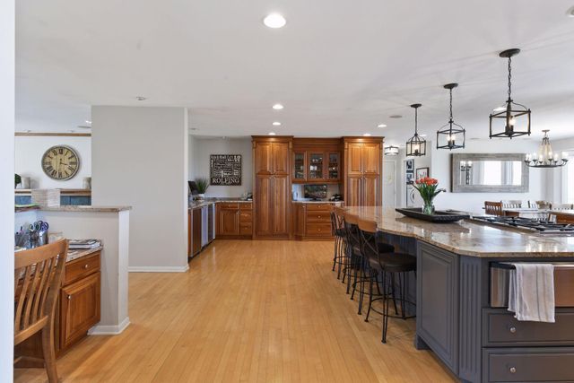 5816 Northwood Drive, Edina, MN 55436