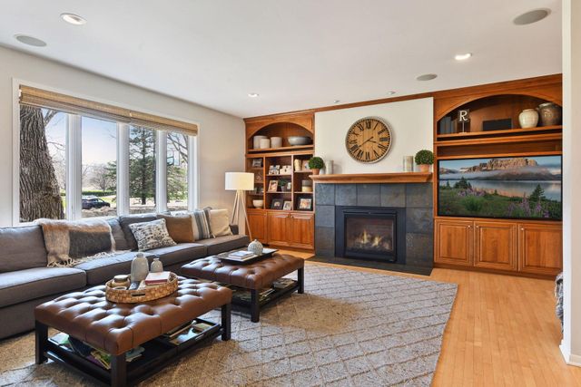 5816 Northwood Drive, Edina, MN 55436