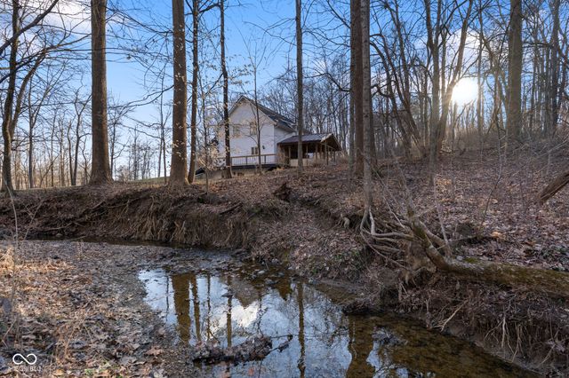 3660 S Conservation Club Road, Morgantown, IN 46160