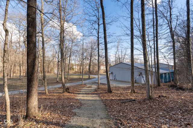 3660 S Conservation Club Road, Morgantown, IN 46160