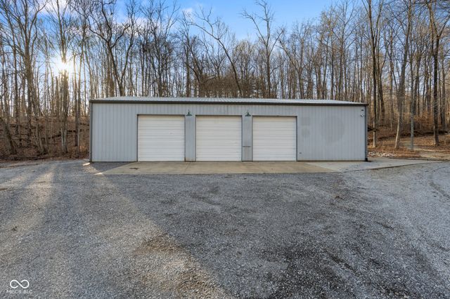 3660 S Conservation Club Road, Morgantown, IN 46160