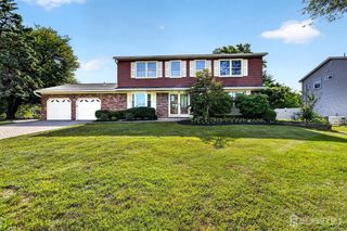 30 N Hamilton Lane, Plainsboro, NJ 08536