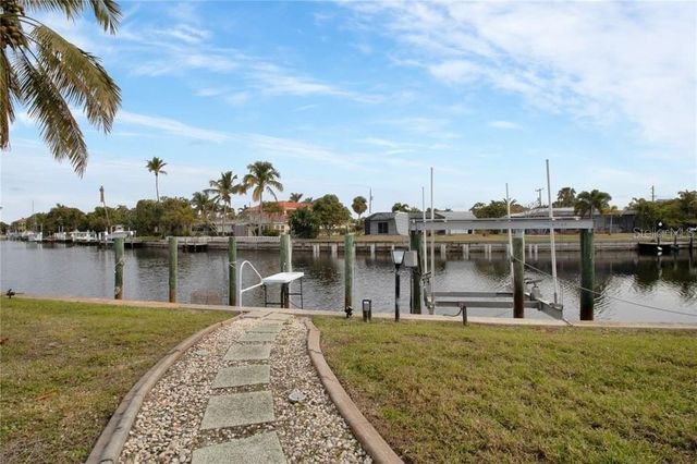 174 GULFVIEW ROAD, Punta Gorda, FL 33950