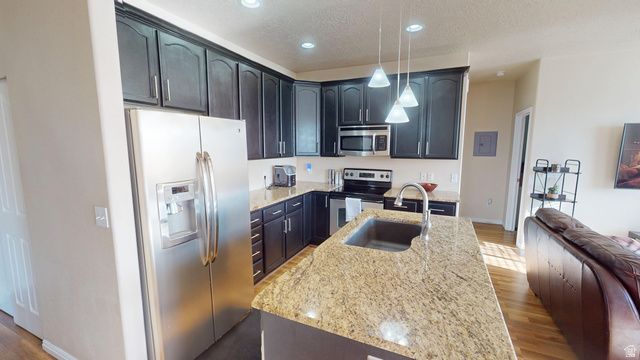 6986 W HARLECH LN, West Valley City, UT 84128