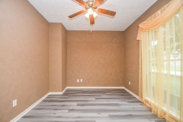 6811 Shelby Oaks Drive, Richmond, TX 77407