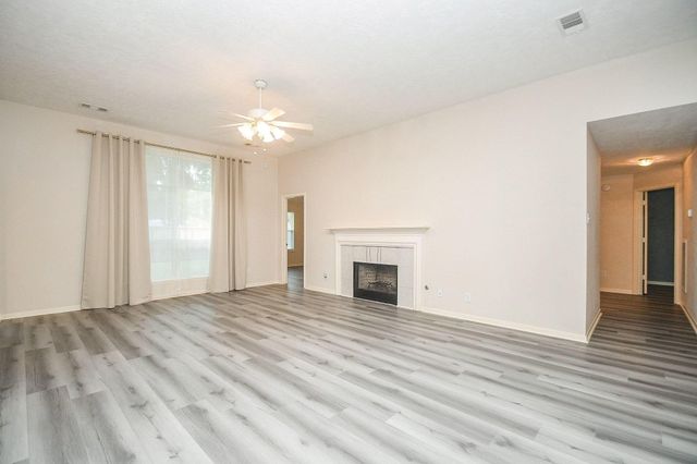 6811 Shelby Oaks Drive, Richmond, TX 77407