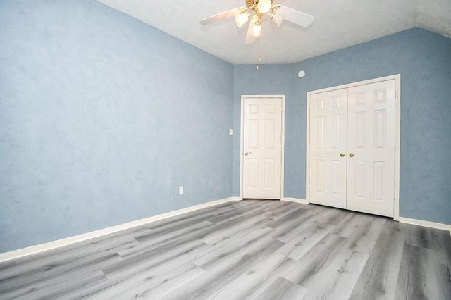 6811 Shelby Oaks Drive, Richmond, TX 77407