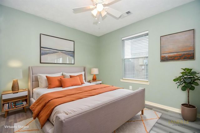 6811 Shelby Oaks Drive, Richmond, TX 77407