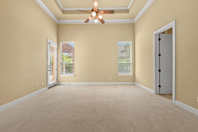 111 WHITLEY DR, Austin, TX 78738