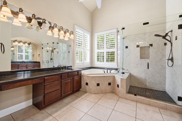 111 WHITLEY DR, Austin, TX 78738