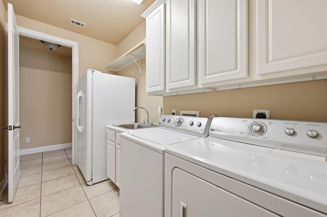 111 WHITLEY DR, Austin, TX 78738