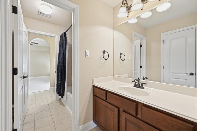 111 WHITLEY DR, Austin, TX 78738