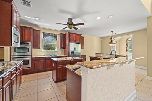 111 WHITLEY DR, Austin, TX 78738