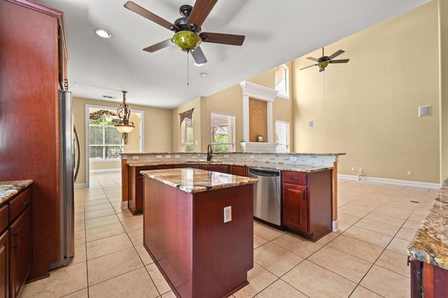 111 WHITLEY DR, Austin, TX 78738