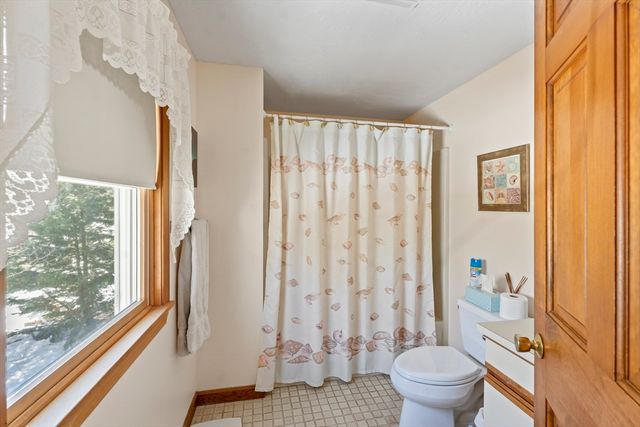 52 Windsor Drive, Edgartown, MA 02539