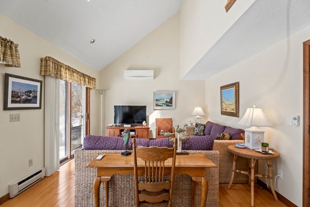 52 Windsor Drive, Edgartown, MA 02539