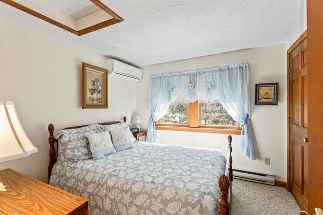 52 Windsor Drive, Edgartown, MA 02539