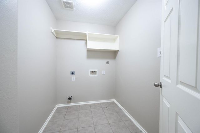 6701 Hidden Colony Lane, League City, TX 77539