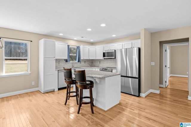 145 N LAKESHORE DRIVE, Talladega, AL 35160