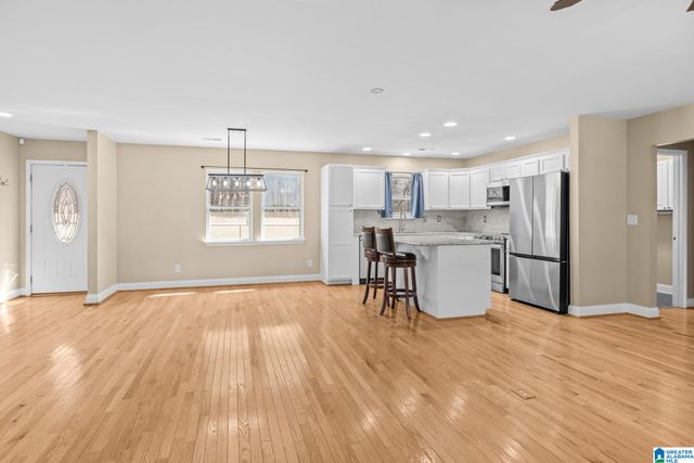 145 N LAKESHORE DRIVE, Talladega, AL 35160