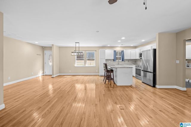 145 N LAKESHORE DRIVE, Talladega, AL 35160