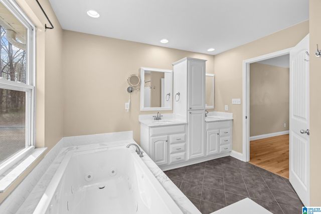 145 N LAKESHORE DRIVE, Talladega, AL 35160