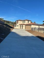 1361 N Amanda Glen N, Escondido, CA 92029
