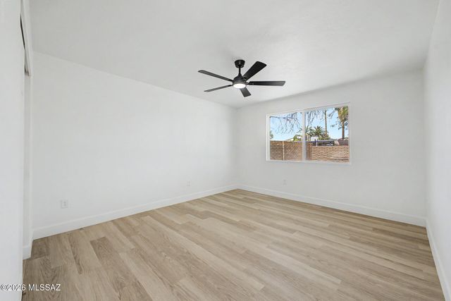 2902 W Vermont Street, Tucson, AZ 85746