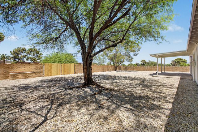 2902 W Vermont Street, Tucson, AZ 85746