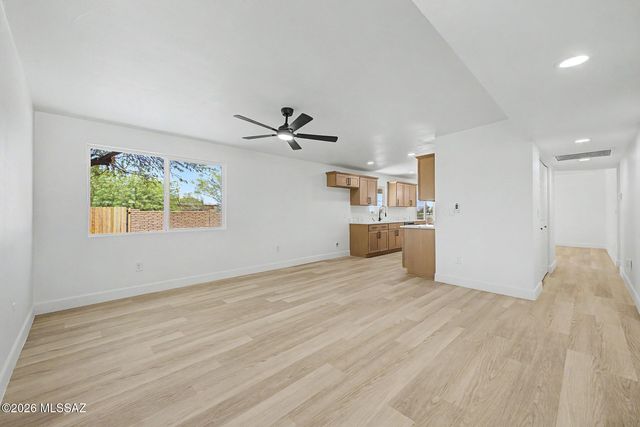2902 W Vermont Street, Tucson, AZ 85746