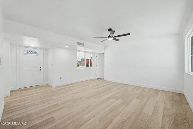 2902 W Vermont Street, Tucson, AZ 85746
