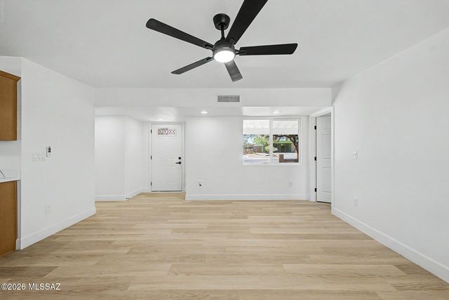 2902 W Vermont Street, Tucson, AZ 85746