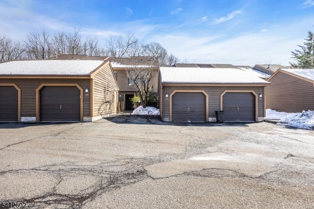 113 Heather Ct, Edison Twp., NJ 08820