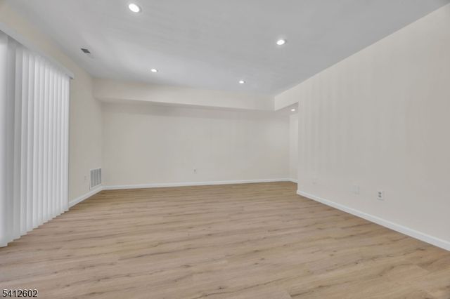 113 Heather Ct, Edison Twp., NJ 08820