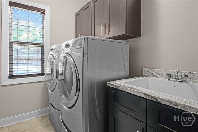 1095 Saint Catherine Circle, Richmond Hill, GA 31324