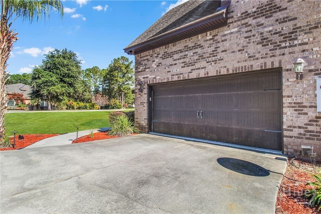 1095 Saint Catherine Circle, Richmond Hill, GA 31324