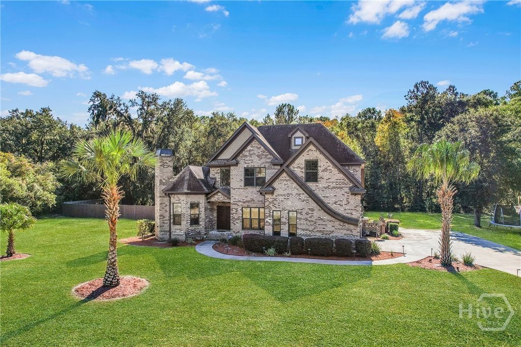 1095 Saint Catherine Circle, Richmond Hill, GA 31324