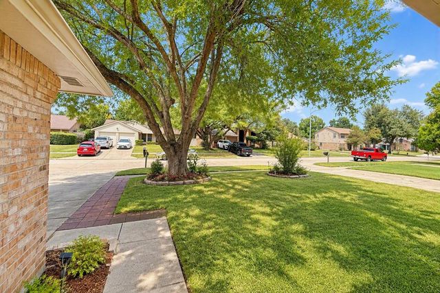 6631 Inwood West Drive, Houston, TX 77088