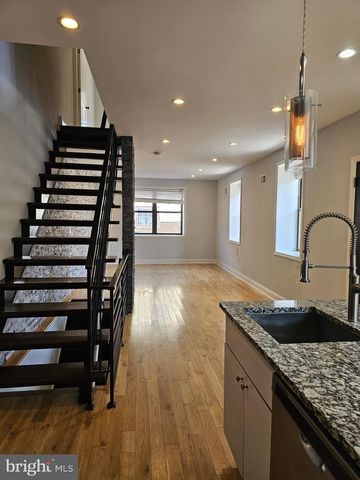 2100 CROSS ST, Philadelphia, PA 19146