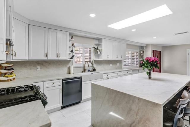 236 Camino Elevado, Bonita, CA 91902