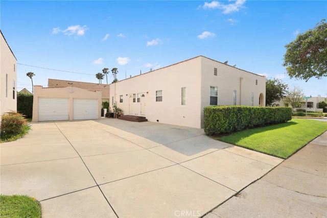 2306 W Alhambra Road, Alhambra, CA 91801