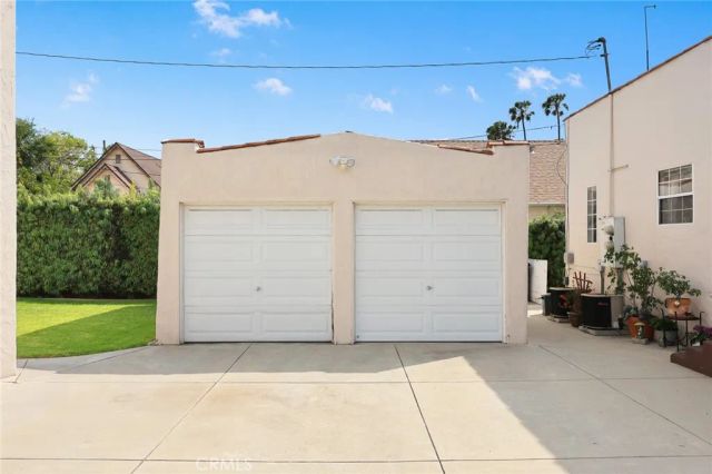 2306 W Alhambra Road, Alhambra, CA 91801