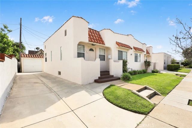 2306 W Alhambra Road, Alhambra, CA 91801