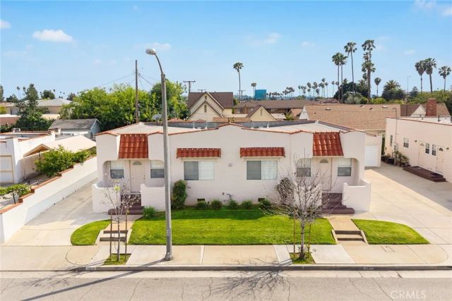 2306 W Alhambra Road, Alhambra, CA 91801