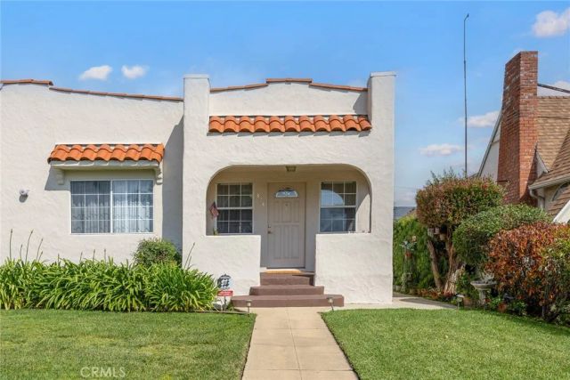 2306 W Alhambra Road, Alhambra, CA 91801