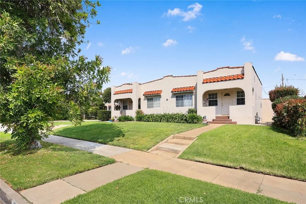 2306 W Alhambra Road, Alhambra, CA 91801