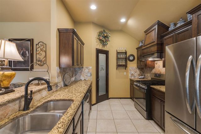 2232 NW 194th Street, Edmond, OK 73012