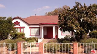 4443 Ambrose Avenue, Los Angeles, CA 90027