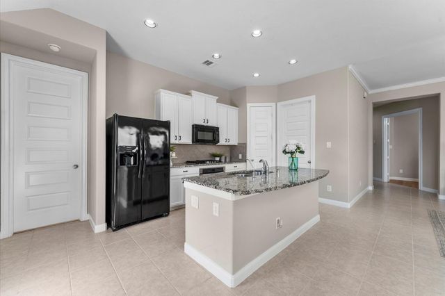 22619 Kenswick Bluff Lane, Tomball, TX 77375